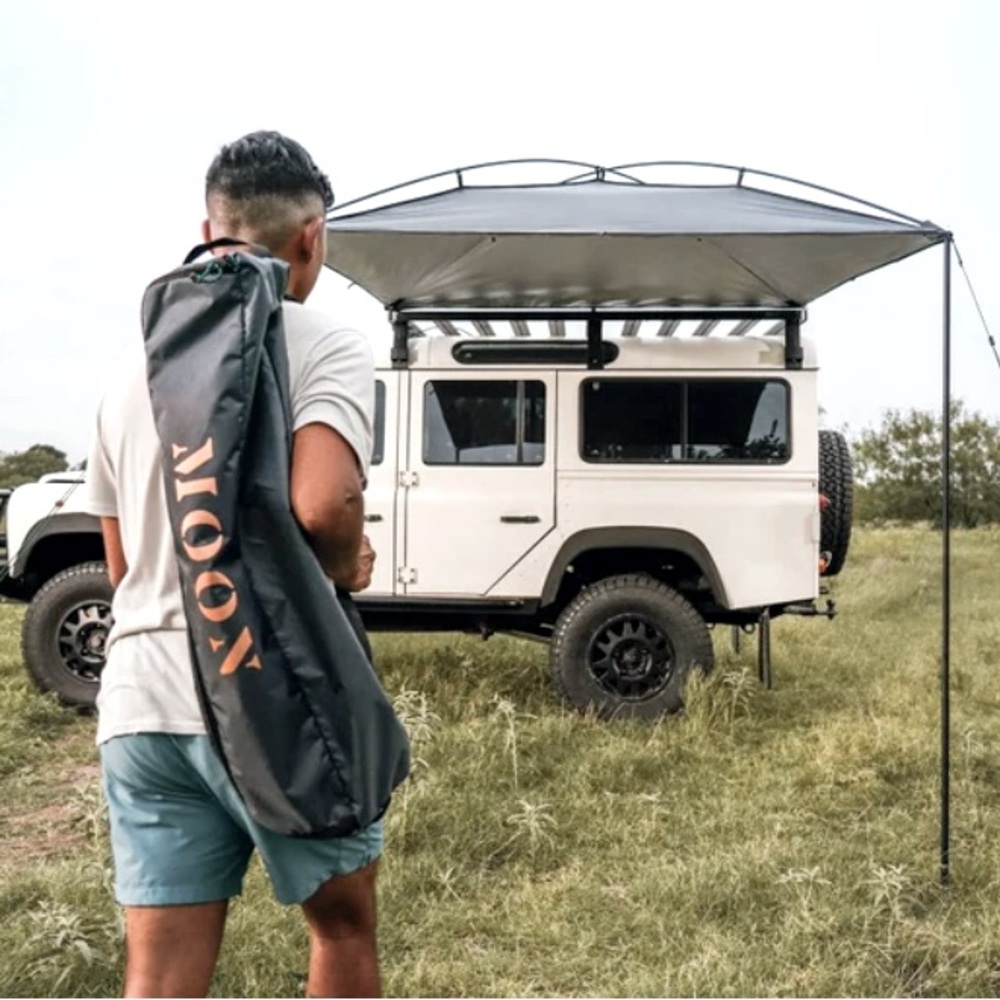 MOONSHADE : a portable vehicle awning that offers reliable coverage.